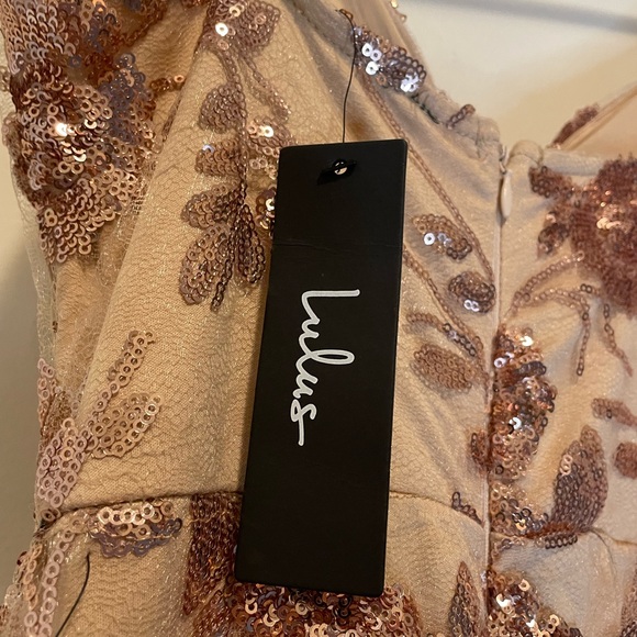 Lulu’s Rose Gold Sequin Mermaid Maxi Dress NWOT - Picture 6 of 10